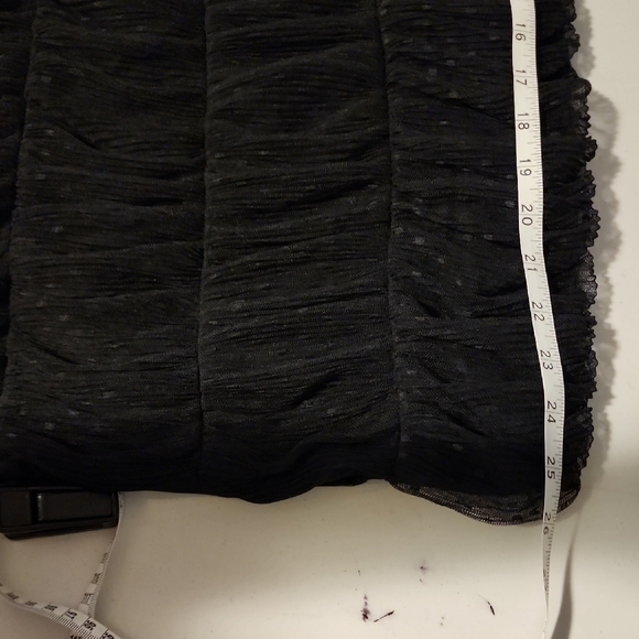 Haute Monde Trendy Classic Black Attire - Picture 8 of 8